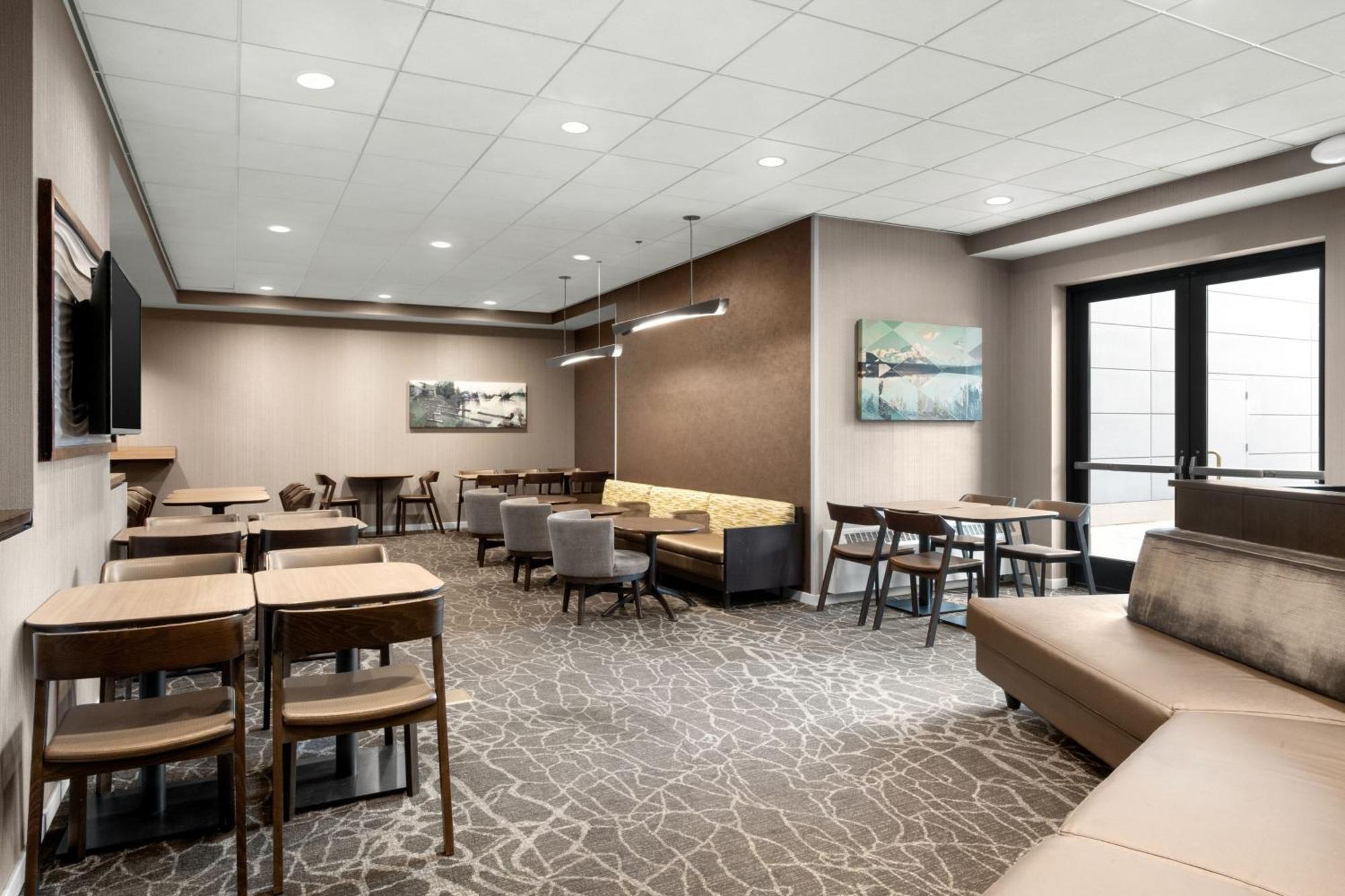 Springhill Suites By Marriott Fairbanks Exterior foto